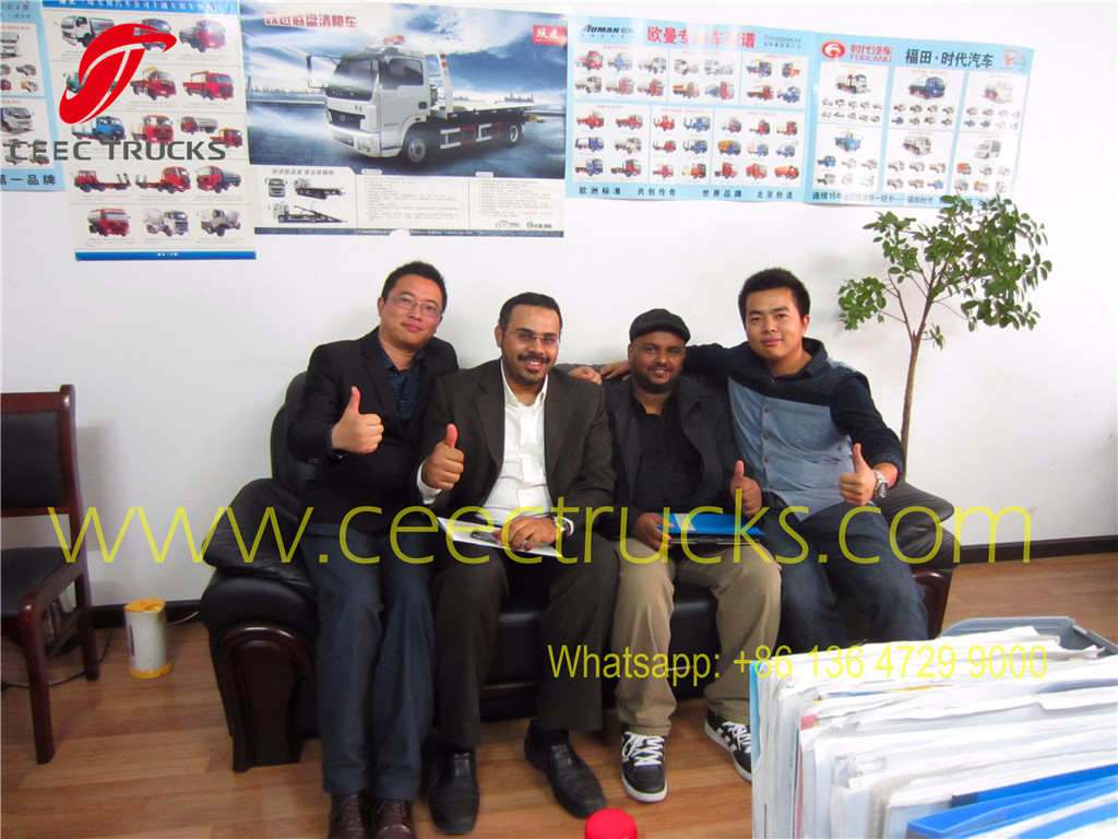 Saudi Arabia customer visiting our company about purchasing fuel tanker semitrailer