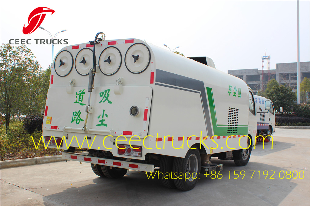 Dongfeng 5CBM vacuum road clean truck