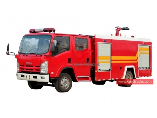 пожарная машина isuzu 4 + 1 куб.