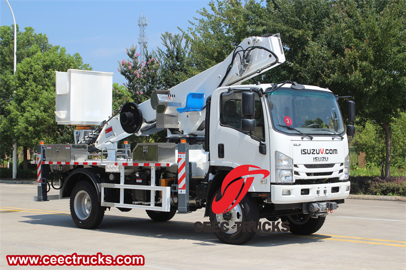 Off road 4 wheel Isuzu NPR Aerial Platform Truck