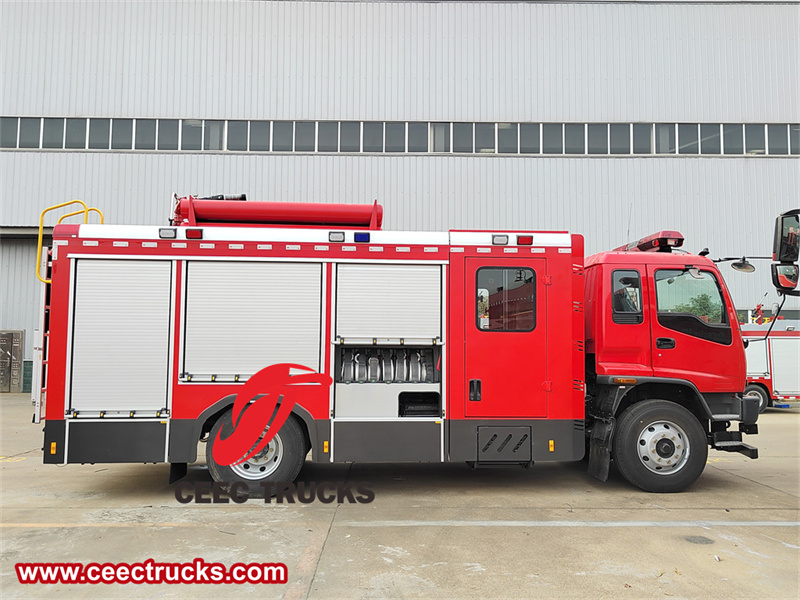 Isuzu FVR fire rescue pumper truck