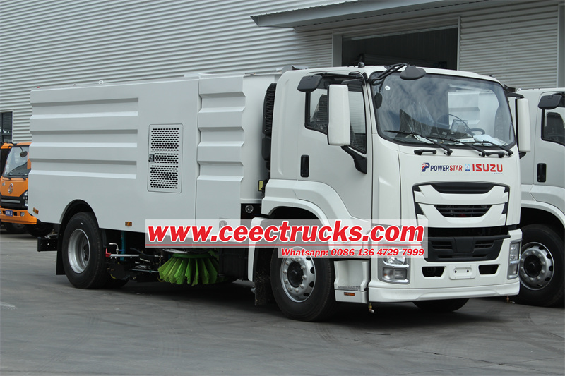 Isuzu 10 cbm airport sweeper truck