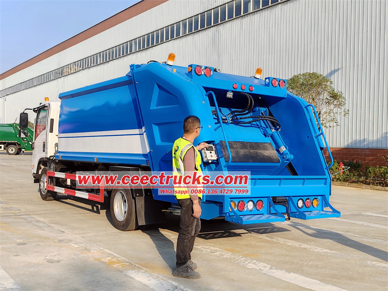 ISUZU garbage compactor truck