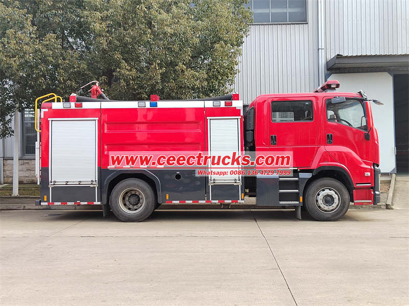 Isuzu fire fighting truck