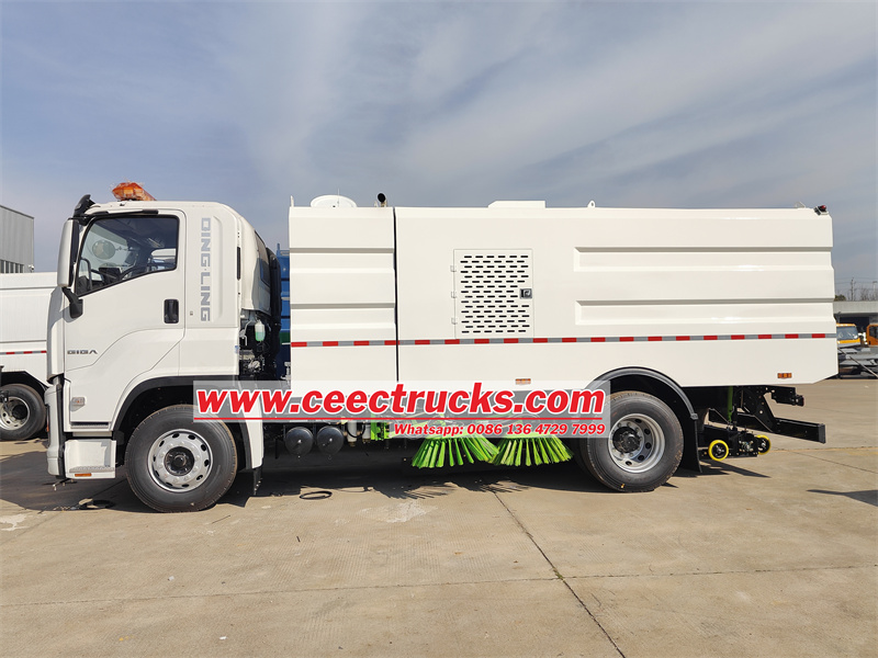 Isuzu FVR truck mounted 12 cbm road sweeper