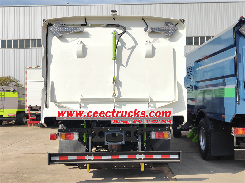 Isuzu FVR GIGA 12cbm street sweeping truck