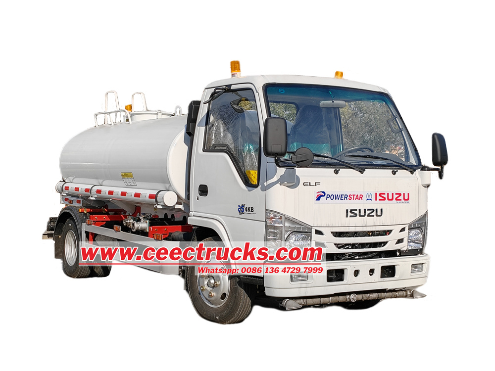 Isuzu ELF Water Tanker Sprinkling Truck 