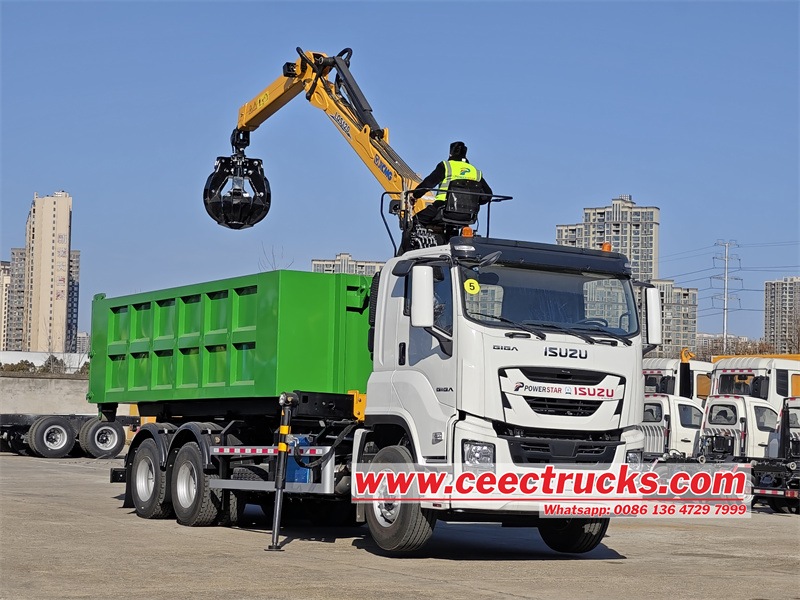 Isuzu heavy duty hook lift truck with container