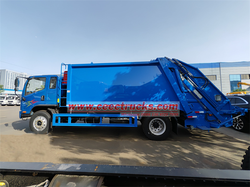 FAW 4x4 RHD 8cbm rear lifting garbage truck