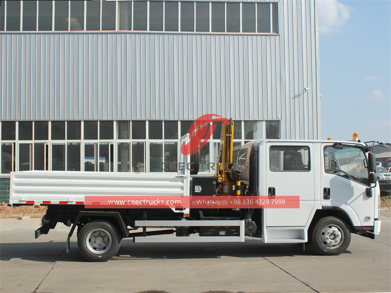 ISUZU NPR double cabin truck with folding crane 