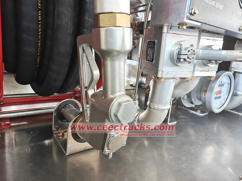 Hose reel with normal 1.5" refueling gun