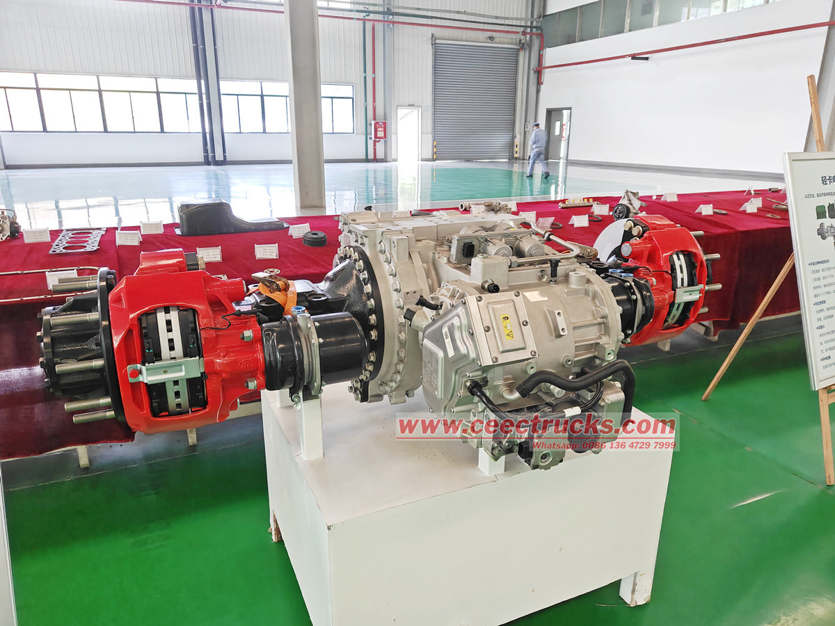 ISUZU EV tractor truck axle features