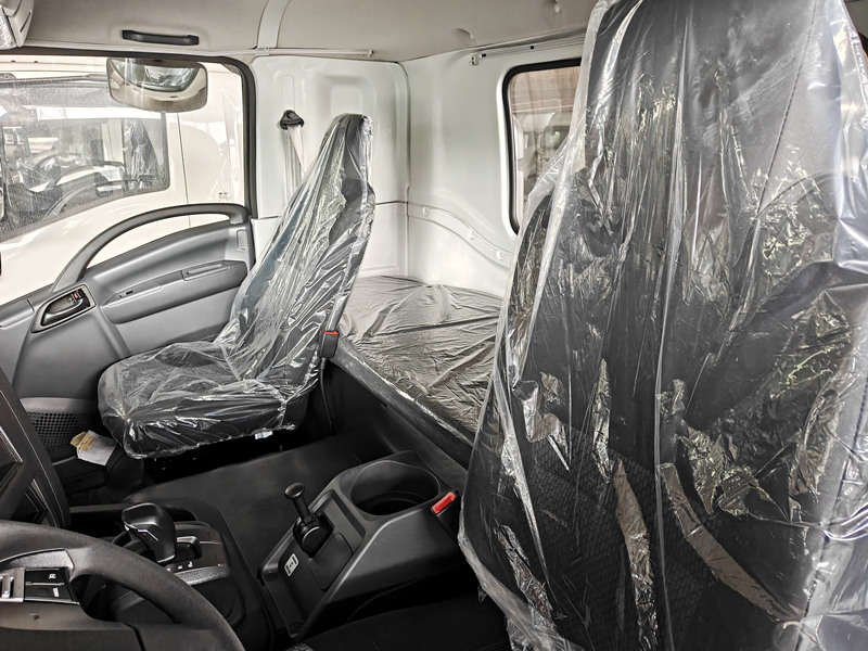 GIGA cabin with rear sleeper