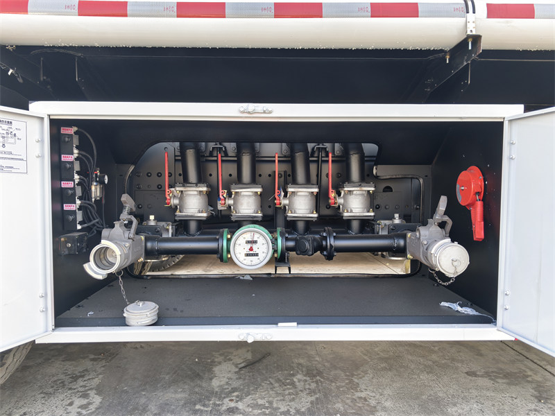 Howo fuel tank truck