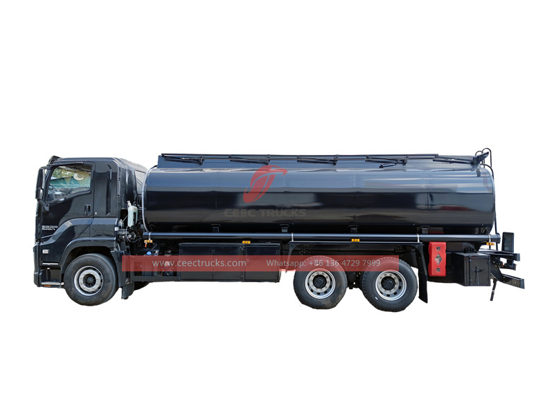 Isuzu heavy fuel tank truck
