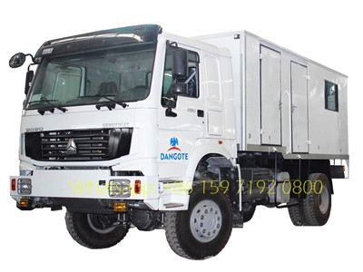 Durable HOWO all wheel drive mobile workshop truck manufacturer CEEC TRUCKS