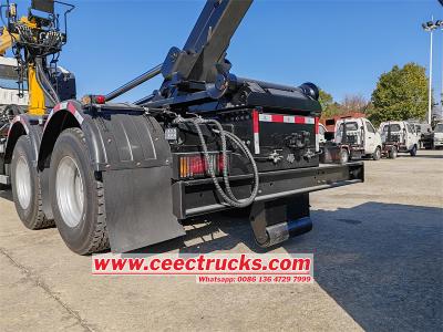 Isuzu 18 T hook lift garbage loader with hydraulic crane