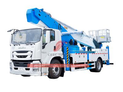 Isuzu GIGA 45m manlift hydraulic platform truck