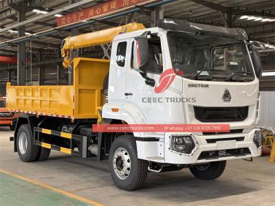 Sinotruk New cabin service truck 5T crane
