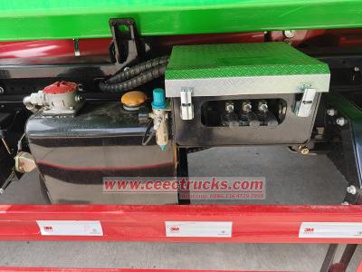 Isuzu ELF swing arm garbage truck