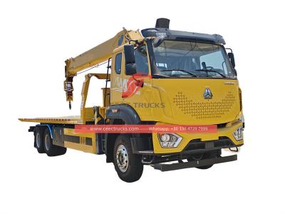 Sinotruk new cabin wrecker truck with 8T crane