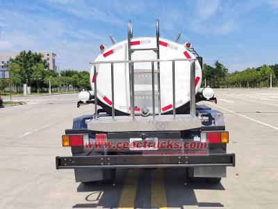 Isuzu ELF 4x4 potable water truck