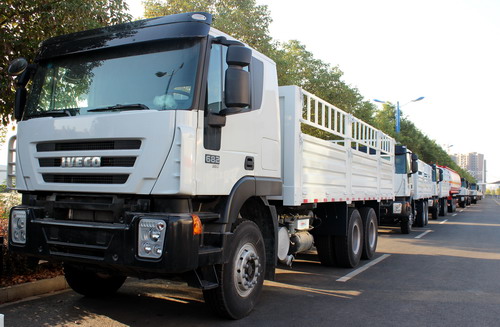 Экспорт 100 топливных танкеров и грузовых автомобилей iveco в Этопию
