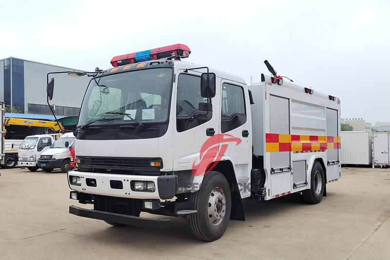 Isuzu FTR 205 л.с. бак для воды пенная пожарная машина