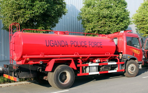 50 единиц пожарной машины Faw для полиции Уганды
