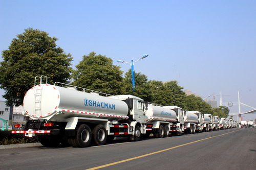 30 единиц Shacman Water Truck экспорт в Анголу